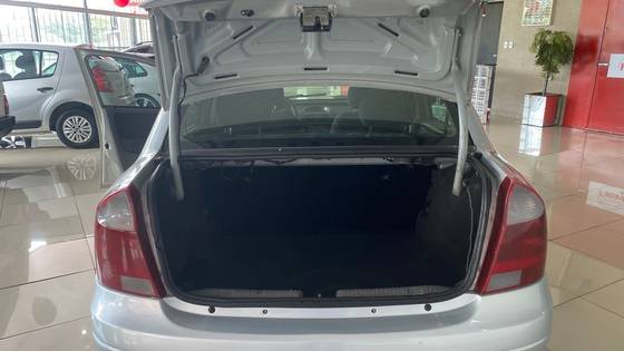 CHEVROLET CORSA 1.0 MPFI SEDAN 8V GASOLINA 4P MANUAL